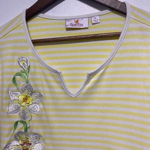 Quacker Factory Tshirt Womens XL Yellow Stripe Floral Embroidery Short Sleeve‎ - Picture 5 of 8